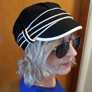 NWOT Black Newsboy Hat